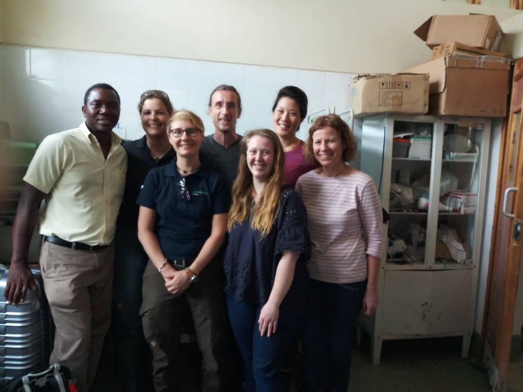 Mr Vincent Shaba (left) with the members of the Interplast Team at Chitipa District Hospital 