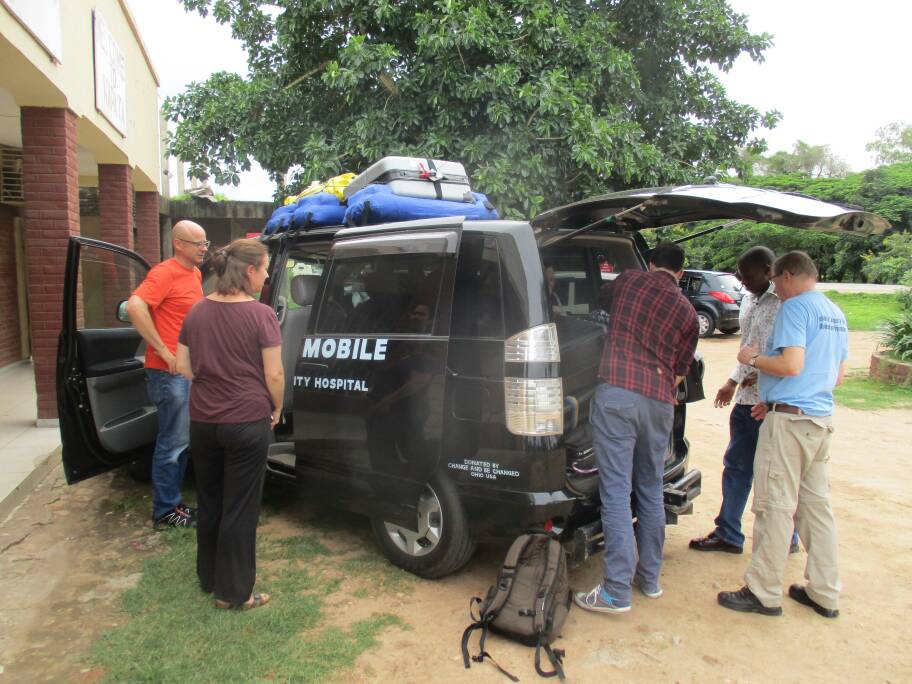 Picture of Interplast team arriving in Karonga