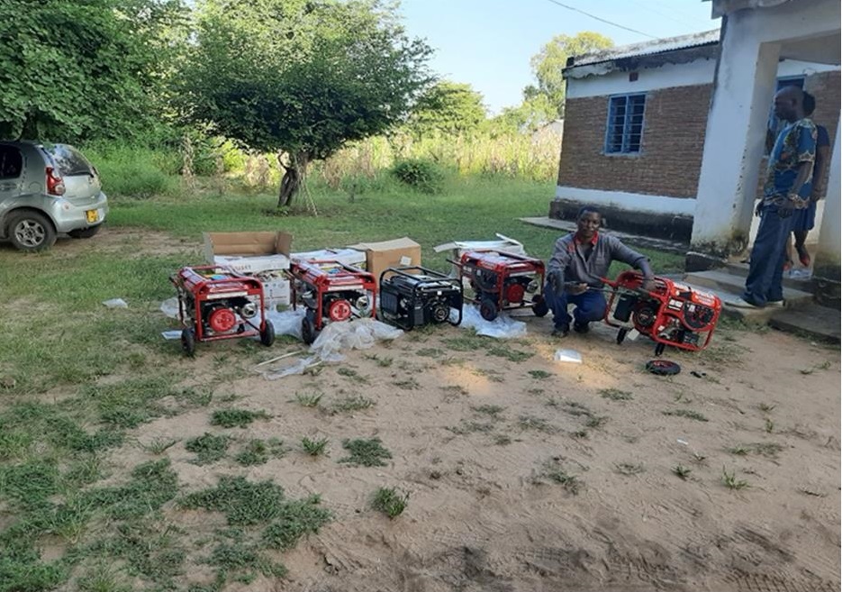 Power-generators-being-checked-before-dispatching-them-to-health-facilities